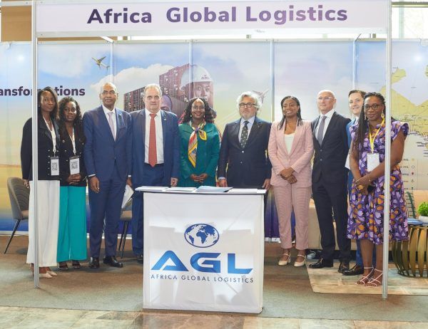 Congo : Africa Global Logistics participe à la REF et annonce un investissement de près d'un milliard d'euros au port de Pointe-Noire pour la période 2009-2027