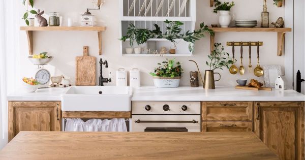 Oubliez les éviers classiques : ces modèles vintage adorés de nos mamies reviennent en force dans la cuisine