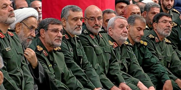 Comment les gardiens de la Révolution ont pris le pouvoir en Iran et semé le chaos au Proche-Orient