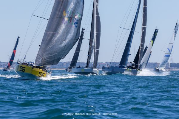 Class40. Départ des 27 duos pour Horta