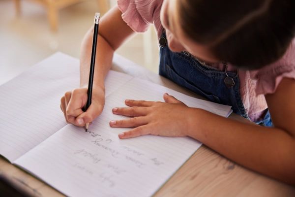 La graphothérapie, une méthode douce pour rééduquer l'écriture