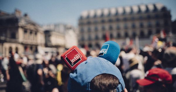 «Ça commence à ressembler à un enterrement» : à Paris, la mobilisation de l'audiovisuel public couronnée par le rejet de la réforme Dati à l'Assemblée
