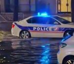 Inondation à Paris, la police a de l'humour
