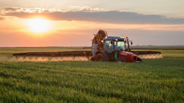 Nouvelle proposition de loi agricole, des milliers d'opposants mobilisés
