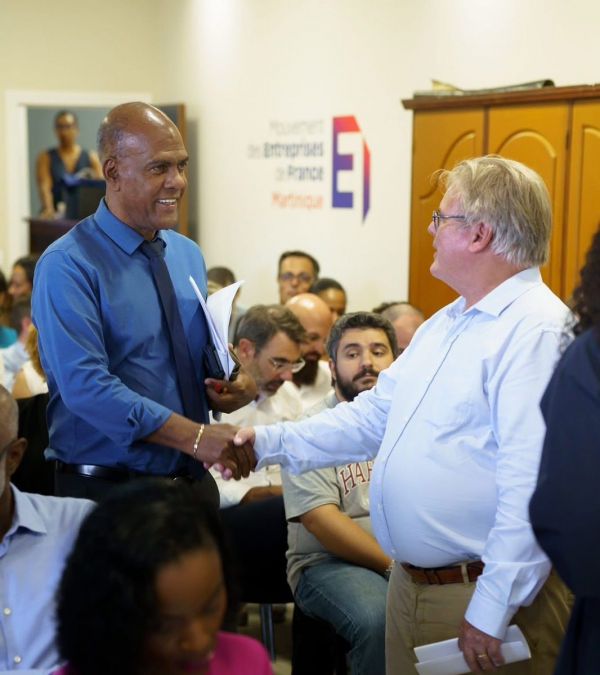 Assemblée générale du MEDEF en Martinique : le poids pouah des maux le choc des photos