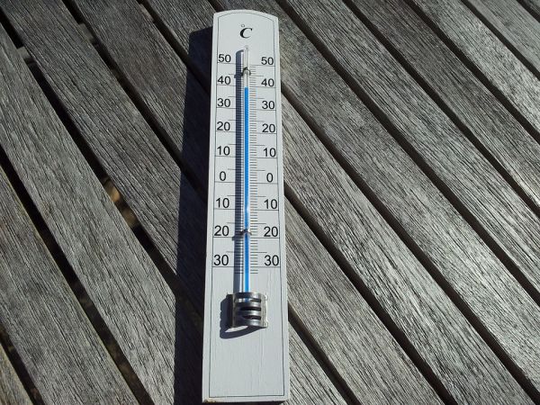 Canicule en France : Météo France place 84 départements en vigilance orange