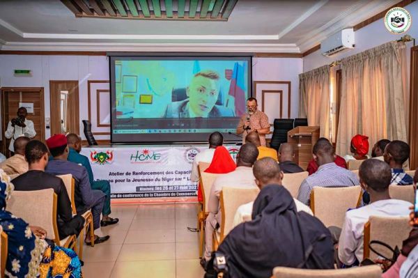 Jeunesse et civisme : 50 jeunes nigériens formés au leadership par le HCME, le RJN et l'ONG EMMNR