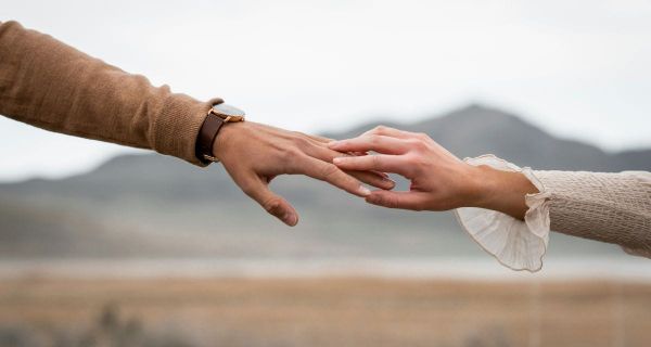 Une demande en mariage signée Apple ? Ce gadget vous le garantit