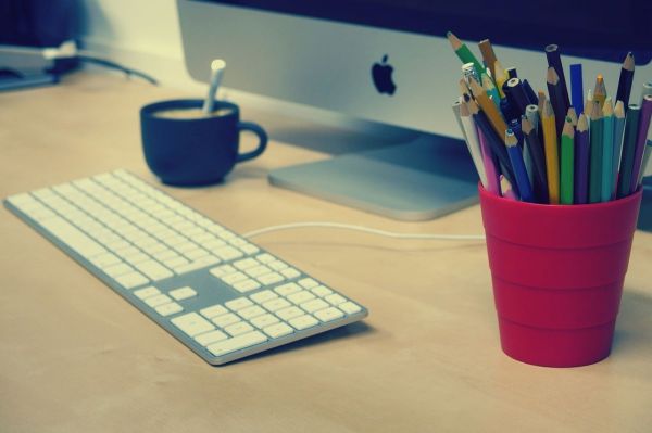 Adoptez une souris ergonomique : un petit changement pour un grand mieux dans votre quotidien pro