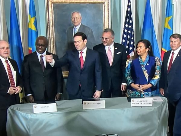 Accord de paix RDC-Rwanda : Washington signe, Goma résiste