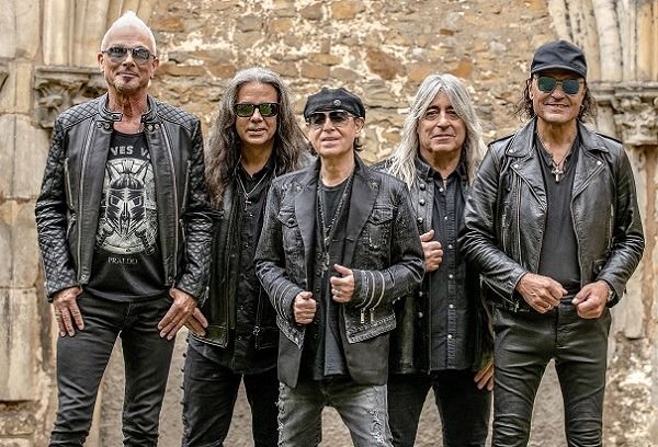 SCORPIONS annonce « From The First Sting »