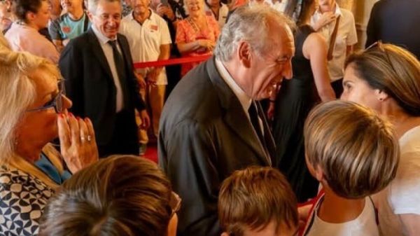 Accueil des ministres, visite du Sénat...les jeunes élus de Cabriès à la découverte des institutions