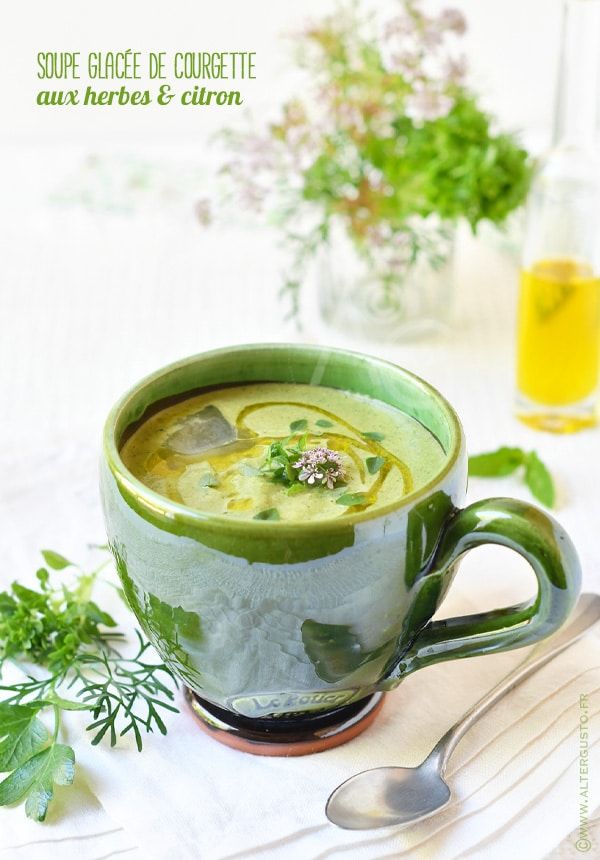 Soupe glacée de courgettes au citron & basilic