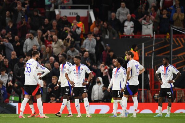 Mercato : à une semaine de la reprise, l'OL y voit extrêmement flou