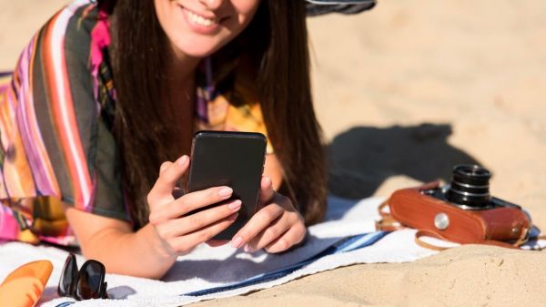 Vous partez bientôt en vacances ? Profitez de -10% sur les eSIM Ubigi avec notre code exclusif