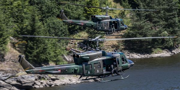 Vol (de conserve) de Twin Huey… bohémiens.