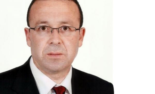 Hafedh Abdelmelek: L'ordre mondial en pièces et la théorie du Para-choc