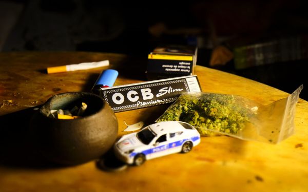 Près de Lyon : du cannabis et de la cocaïne découverts chez un barbier