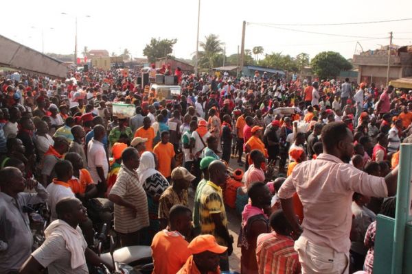 Togo: des manifestations attendues après des appels sur les réseaux sociaux (RFI)