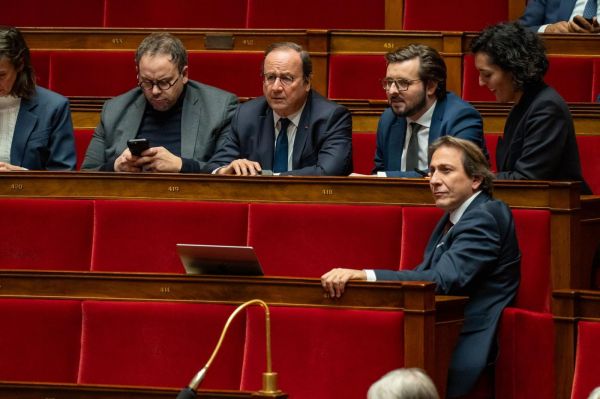 Retraites : avec sa motion de censure, le PS recherche le bon équilibre