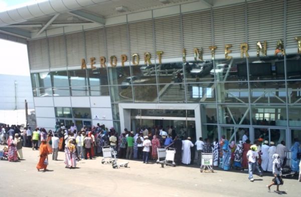 Indemnisations non versées : les ex-employés de l'aéroport de Moroni crient leur colère