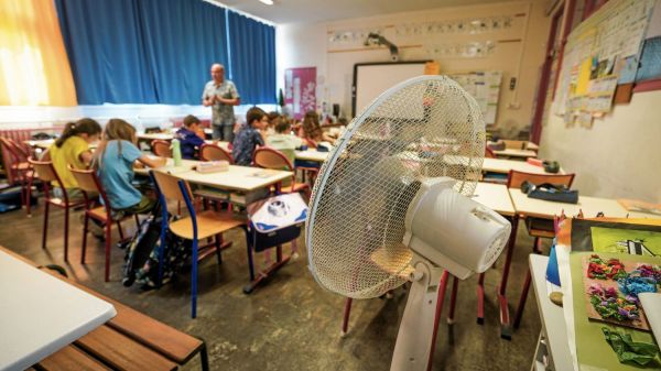 Canicule : la FSU-SNUipp juge "inacceptable" la fermeture de 1 350 écoles en France en raison des fortes chaleurs