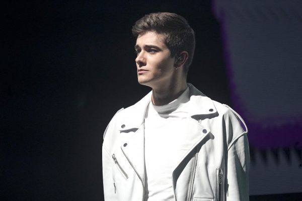 Axel (Star Academy) quitte la France pour l'Asie : son nouveau job de folie