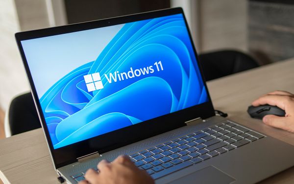 Windows 11 : pourquoi la mise à jour de juin tarde à arriver sur les PC ?