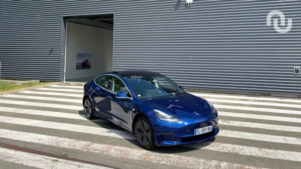 Ça vaut quoi une Tesla d’occasion ? J’ai roulé 700 km avec une Model 3 vendue 27 000 €