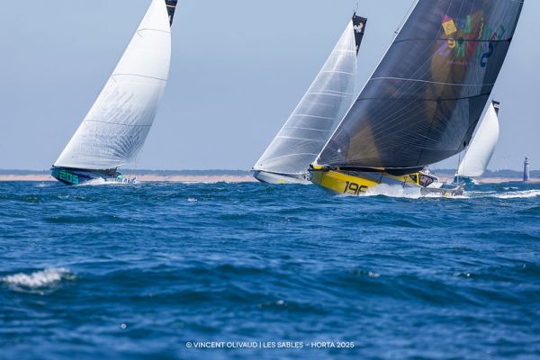 Class40. Glisse de rêve en Class40, Legallais en tête