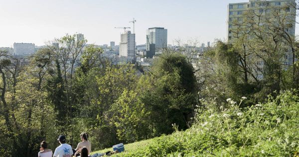 Solidarité sous canicule : des corps mais aussi des cœurs en surchauffe