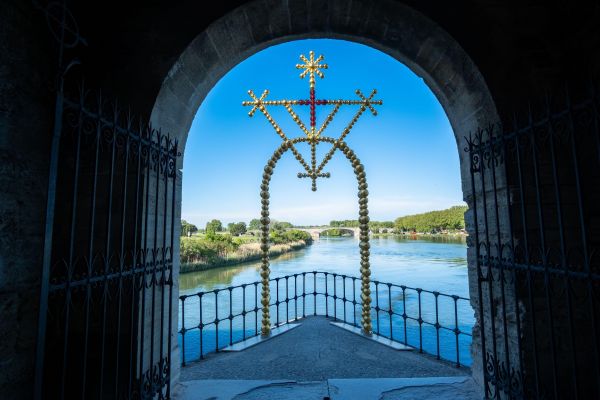 À Avignon, une vaste constellation artistique déployée par Jean-Michel Othoniel
