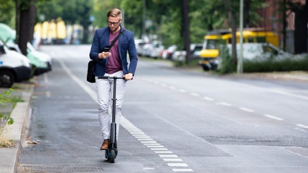 Vous avez une trottinette ? Oublier de souscrire à cette assurance peut vous ruiner