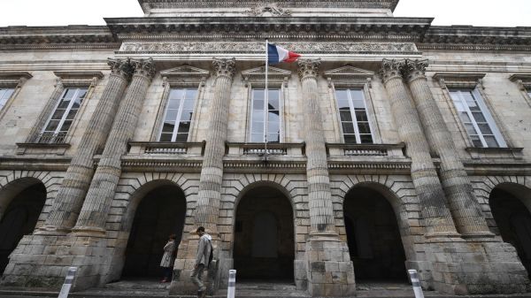 Enfants fauchés à La Rochelle : un "permis de conduire n'est pas un droit, c'est une autorisation à conduire", rappelle la mère de Margot, tuée par une octogénaire