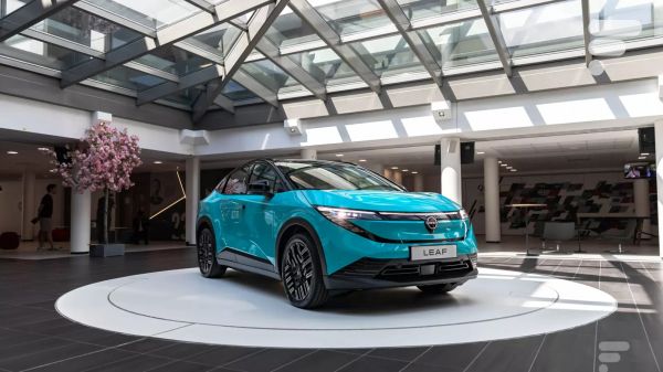 On est monté à bord de la nouvelle Nissan Leaf : l'ex-voiture électrique la plus vendue au monde change tout, sauf son nom