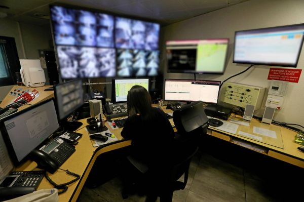 "Ici, on gère aussi la sécurité": on a visité la régie, le centre névralgique de la gare de Monaco