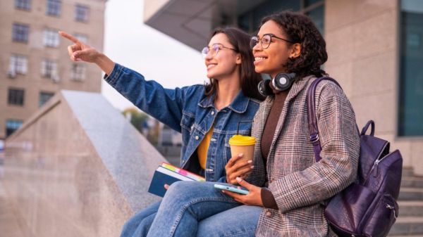 Bac 2025: quelles banques offrent une prime et comment l'obtenir facilement ?