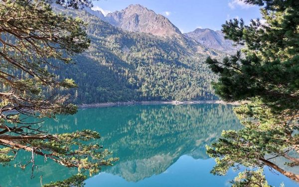 Pyrénées : 3 idées de randonnée à la découverte d'un lac