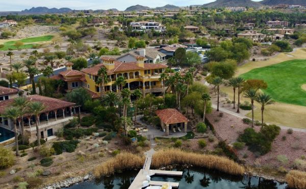 Céline Dion : à quoi ressemble son incroyable villa de Las Vegas ?