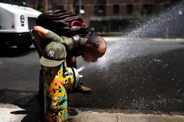 Canicule : les associations tirent la sonnette d'alarme pour les sans-abri