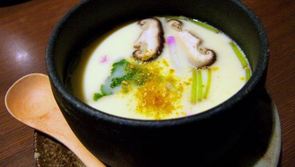 Chawanmushi : le flan japonais aux fruits de mer, une entrée légère, chic et pleine de saveurs