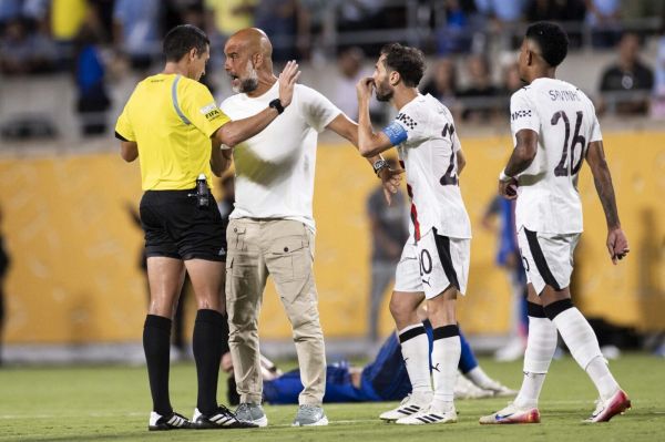 Pep Guardiola fustige l'arbitrage contre Al Hilal
