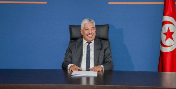 Le ministre de l’emploi visite, à siliana, plusieurs centres de formation professionnelle