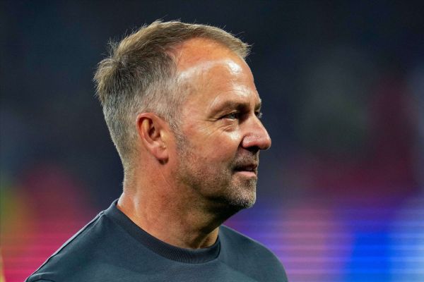 C'est le onze de rêve d'Hansi Flick pour la nouvelle saison du Barça