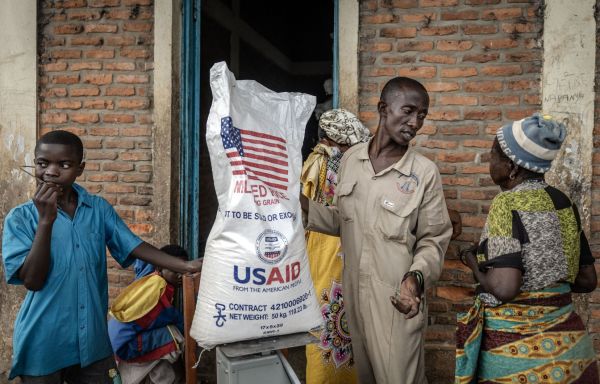 Les coupes américaines dans l'aide internationale pourraient causer plus de 14 millions de morts d'ici 2030