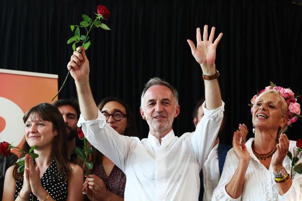 « Si elle souhaite s'impliquer dans la campagne, je serai ravi » : Emmanuel Grégoire, l'affranchi d'Anne Hidalgo désormais candidat pour lui succéder