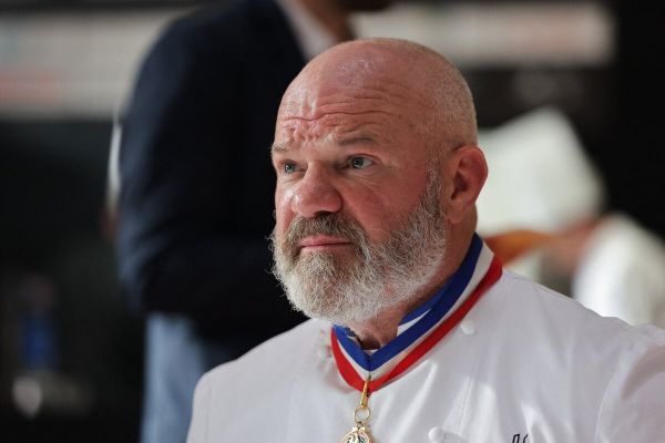 Voici la méthode redoutable de Philippe Etchebest pour faire passer un message difficile sans blesser