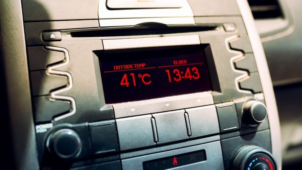 Canicule : porté disparu alors qu'il jouait dehors, un petit garçon de 4 ans retrouvé mort dans une voiture surchauffée
