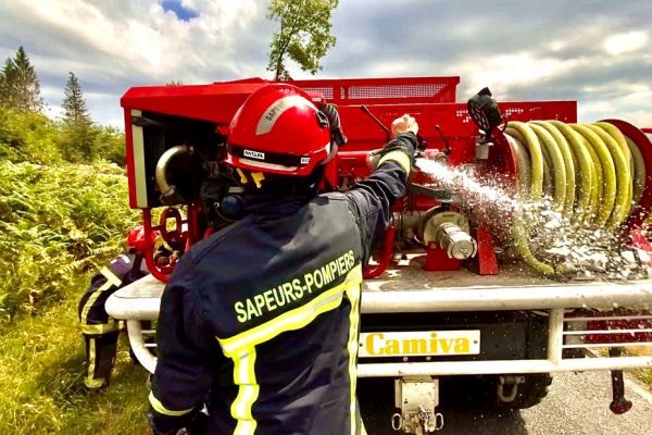 Feux de forêt : après la Haute-Vienne, la Creuse passe au niveau "risque sévère", la prudence est de mise