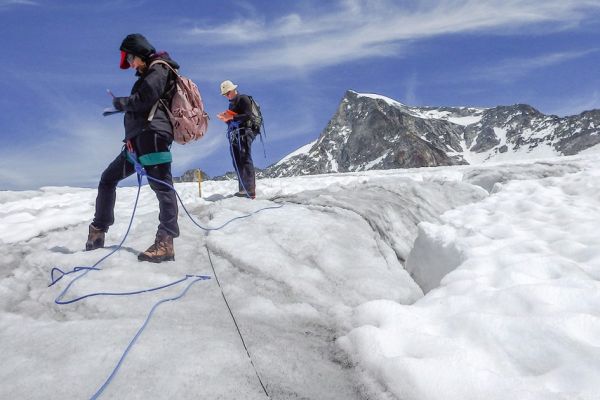 La fibre optique pourrait affiner la prévision des effondrements de glaciers